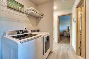 House (2 Bedrooms) | Bahagian dalam
