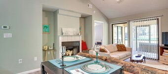Pet-friendly Lakeland Condo w/ Screened Porch!