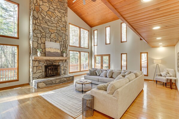 Fireplace, video-game console - Secluded Blue Ridge Retreat on 4 Acres! (Morganton)