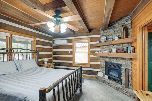House (1 Bedroom) | Interior - Fire Pit & Porch: Rustic Retreat in North Carolina (Sylva)