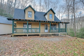 House (1 Bedroom) | Interior - Fire Pit & Porch: Rustic Retreat in North Carolina (Sylva)