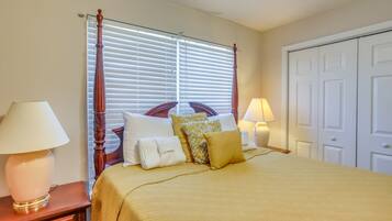 3 bedrooms, bed sheets