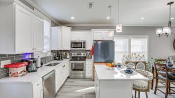 Casa (3 Bedrooms) | Interior