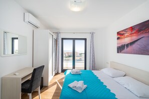 Leilighet, 1 soverom, balkong, byutsikt | 2 soverom