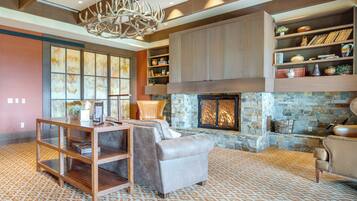 Apartment (1 Bedroom) | Interior