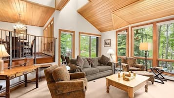 Talo, 2 makuuhuonetta | Oleskelualue