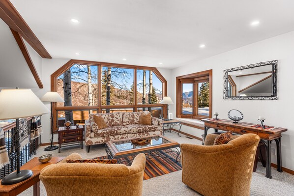 منزل - ٣ غرف نوم | منطقة المعيشة