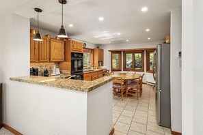 منزل - ٣ غرف نوم | مطبخ خاص