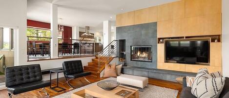 House, 4 Bedrooms | Living area