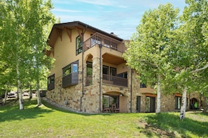 Maison, 4 chambres | Extérieur