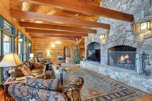 House (4 Bedrooms) | Interior - Lakefront Custom-built Mentone Home: Game Room! (Mentone)