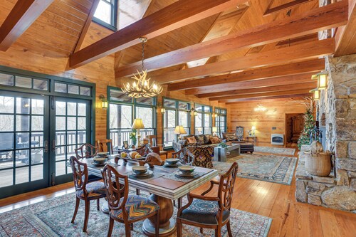 Lakefront Custom-built Mentone Home: Game Room!