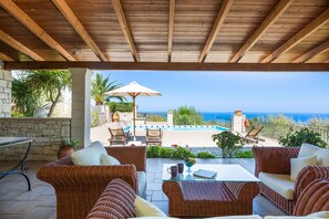 One Bedroom Villa with Private Pool (Efrosini) | Terrace/patio - Belvedere Villas (Rethymno)
