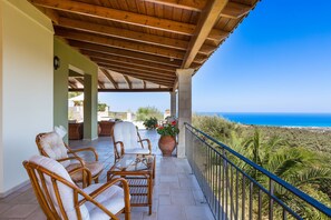 One Bedroom Villa with Private Pool (Efrosini) | Terrace/patio - Belvedere Villas (Rethymno)