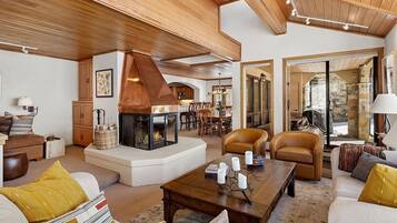 House, 3 Bedrooms | Living area