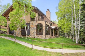 House, 2 Bedrooms | Exterior - Snowmass Townhome With Ski Access And Hot Tub by The Woodrun V Townhouses by RedAwning (Snowmass Village)