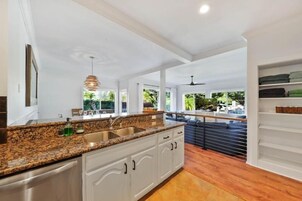 Apartamento, 2 habitaciones | Cocina privada | Frigorífico, horno, placa de cocina y lavavajillas