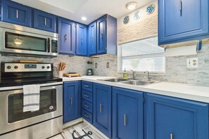 Casa de campo, 2 habitaciones | Cocina privada | Refrigerador, horno, cafetera y tetera y tostadora