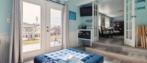 Cottage, 2 Bedrooms | 3 bedrooms, iron/ironing board, free WiFi