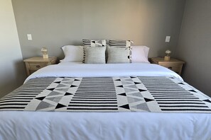 Apartemen | Seprai premium, selimut bulu angsa, dan tempat tidur Select Comfort