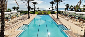 Gorgeous Oceanfront Corner Condo 535 In Cinnamon Beach!