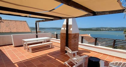 Villa Lagoavista. Your home away from home.