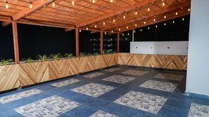 Rooftop terrace - La Serene Business Hotel - Manyata Tech Park (Bengaluru)