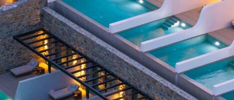 Seasonal outdoor pool