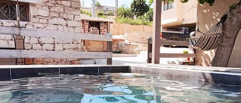 Piscine extérieure, piscine chauffée