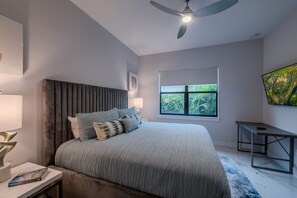 4 室のベッドルーム、アイロン / アイロン台、旅行用ベビーベッド、WiFi