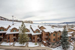 Exterior - SC400 | Right by Slopes | Amazing Views | Walk to Base Area | Hot Tub (Steamboat Springs)