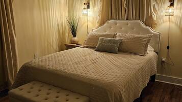 2 bedrooms, iron/ironing board, travel cot, free WiFi