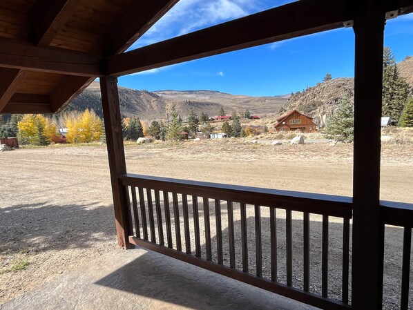 Property grounds - One Bedroom Cabin with Ample Parking and Space from Neighboring Cabins (Almont)