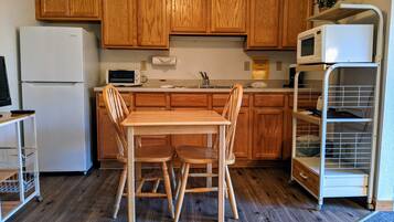 Fridge, microwave, coffee/tea maker, toaster