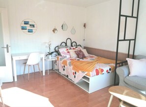 1 bedroom, iron/ironing board, WiFi, bed sheets - Apartment Cosy annemasse (Annemasse)