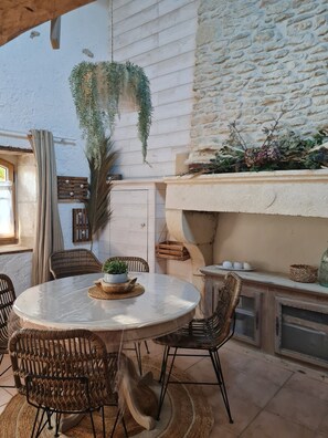 Dining - Cottage 'L'aronde Gites' with Private Terrace, Private Garden and Wi-Fi (Taillant)