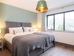 6 bedrooms, individually decorated, individually furnished, free WiFi - Garth Hill House (Ambleside)