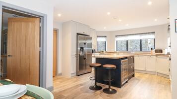 Fridge, dishwasher, electric kettle, toaster