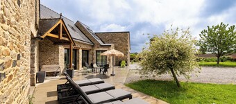 Villa Ti Coz Indoor Pool with Private Terrace, Garden and Wi-Fi