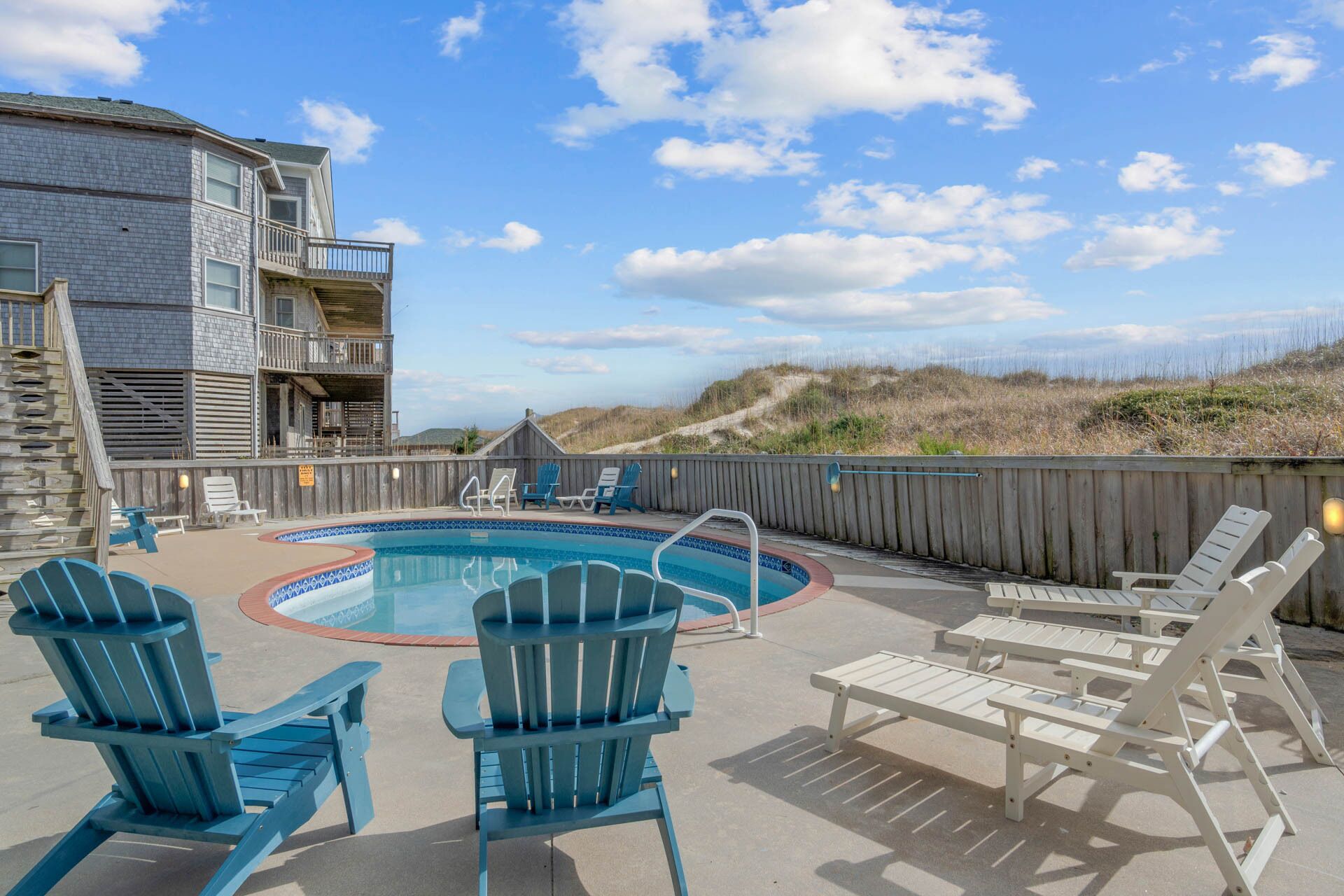 Oceanfront - 7 Bedroom with Private Pool, Hot Tub, Elevator, and Game Room