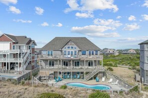 Exterior - Oceanfront w/ Pool, Hot Tub, Elevator, Game Room. Feel like an Island Princess! (Frisco)