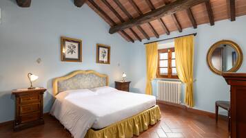 4 Schlafzimmer, Bügeleisen/Bügelbrett, kostenloses WLAN, Bettwäsche