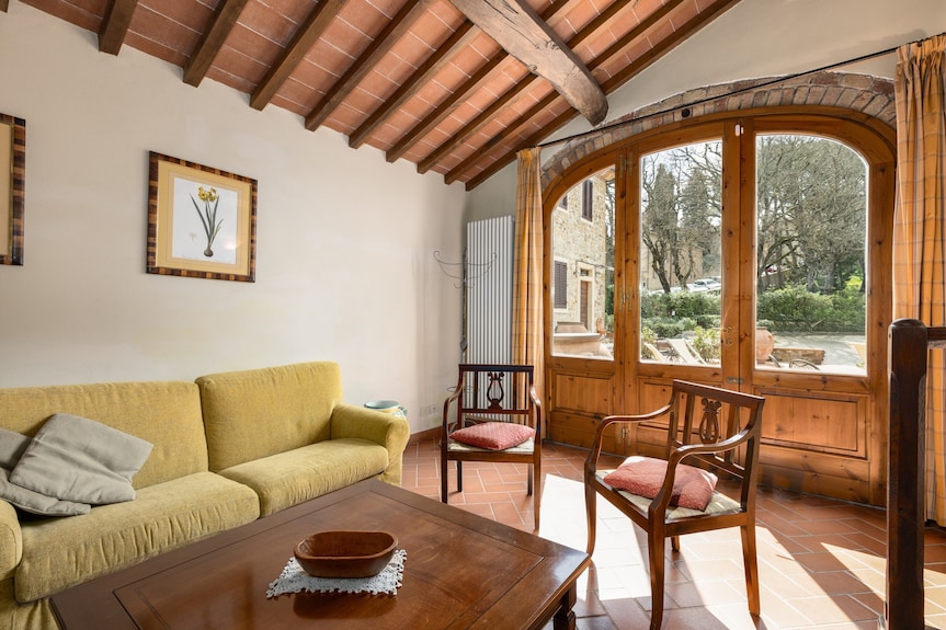 Agriturismo "Podere San Bartolo - Fienile" Con Piscina In Comune, Terrazza Privata E Wi-fi - Poggibonsi