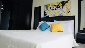 2 室のベッドルーム、デスク、アイロン / アイロン台、WiFi (無料)