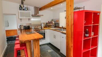 Fridge, dishwasher, electric kettle, toaster
