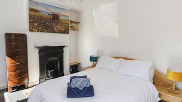 Cottage | 2 bedrooms, individually decorated, individually furnished, free WiFi