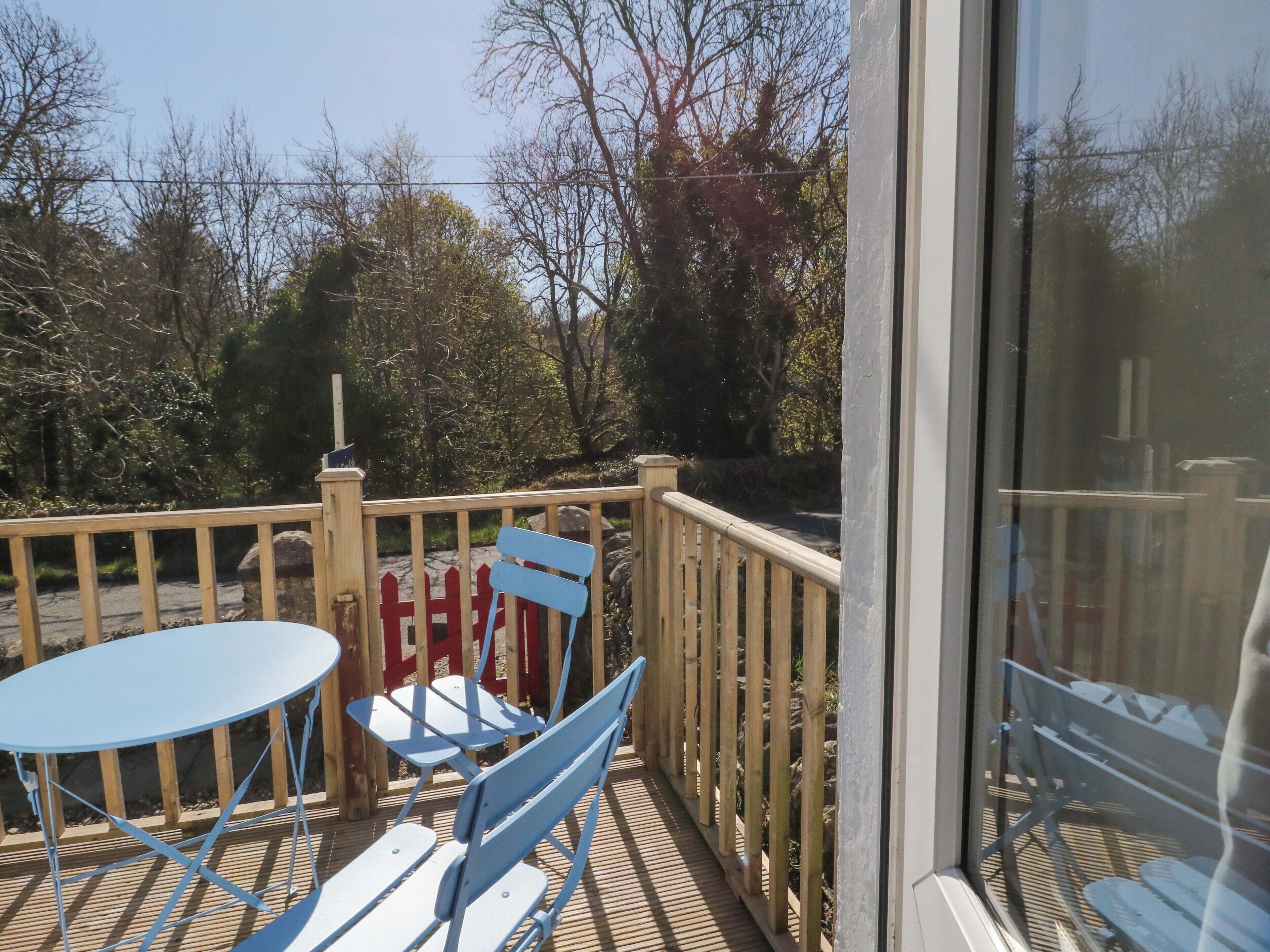 Cottage | Property grounds