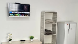 ห้องดีลักซ์สวีท, เตียงใหญ่ 2 เตียง | ภายใน