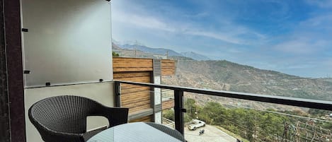 Himalayan View Super Deluxe with Private Balcony | 1 bedroom, desk, rollaway beds, free WiFi