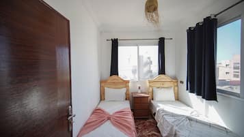 7 bedrooms, iron/ironing board, WiFi, bed sheets